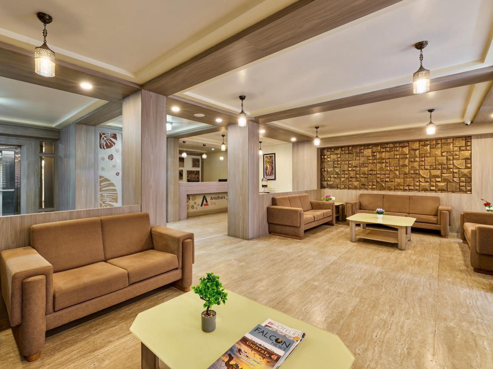 Pride Biznotel Sasan Gir Dış mekan fotoğraf